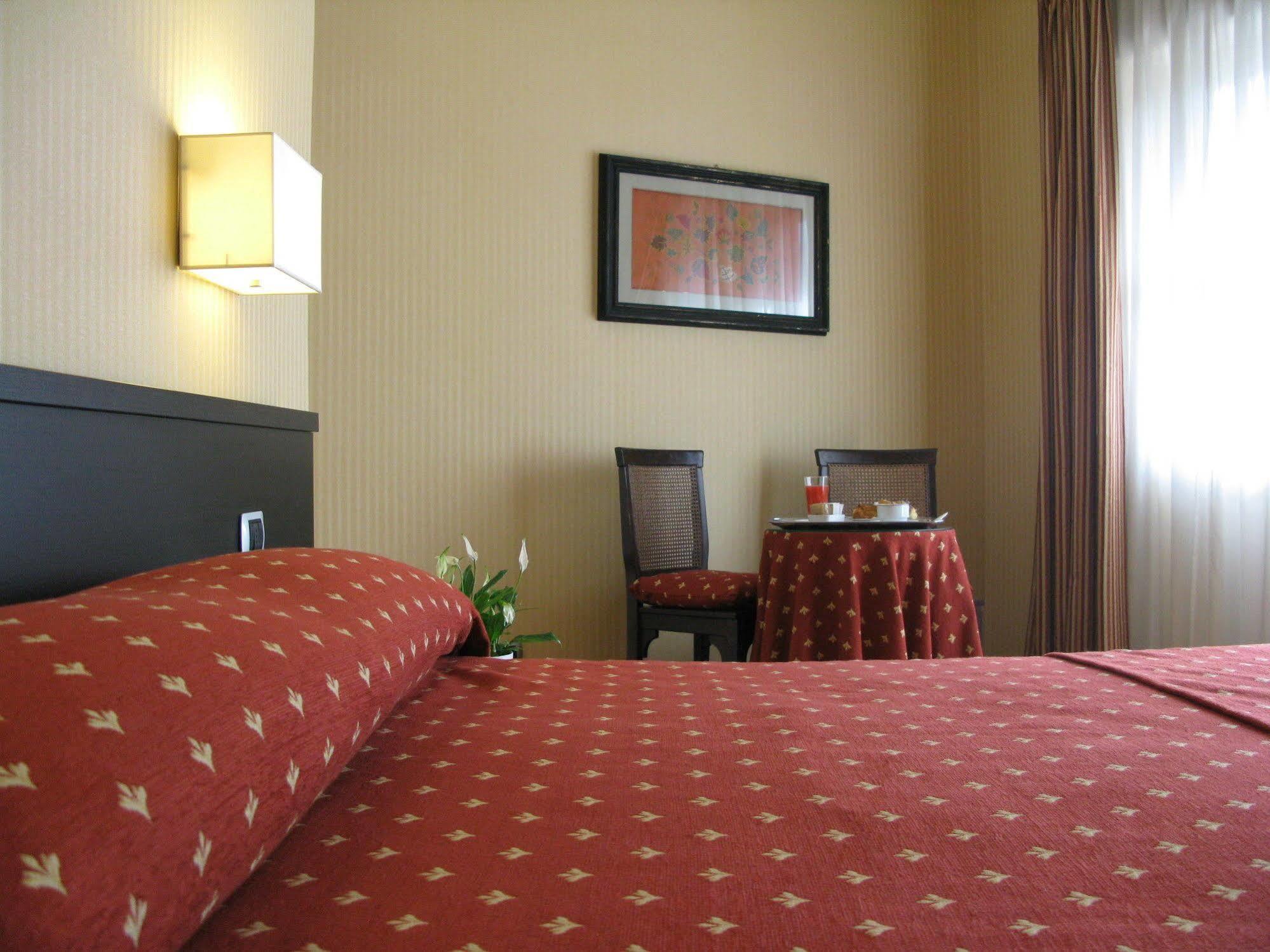 York Hotel 로마 외부 사진